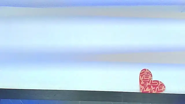 Snapshot of charlottebrowns_ chatting on January 11, 10:51 pm charlottebrowns online show from January 11, 10:51 pm