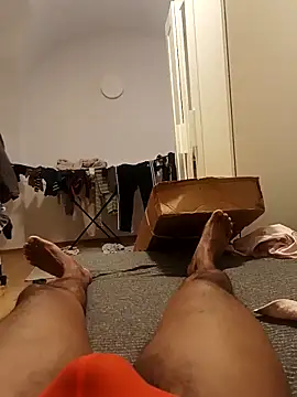 maleesa online show from October 9, 3:32 pm