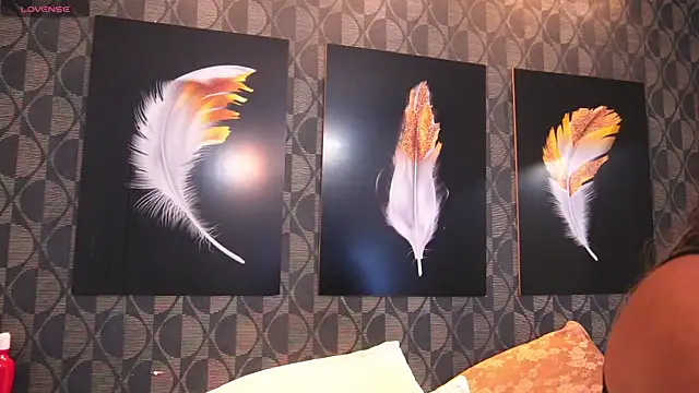 SharomRoss online show from September 15, 1:00 pm