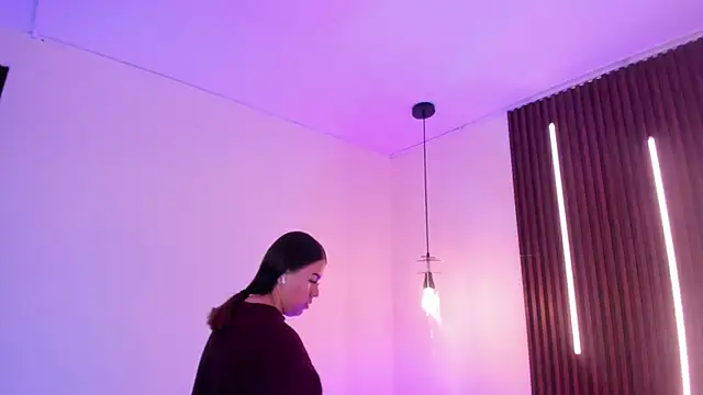 ArianaBaker online show from April 10, 12:54 pm