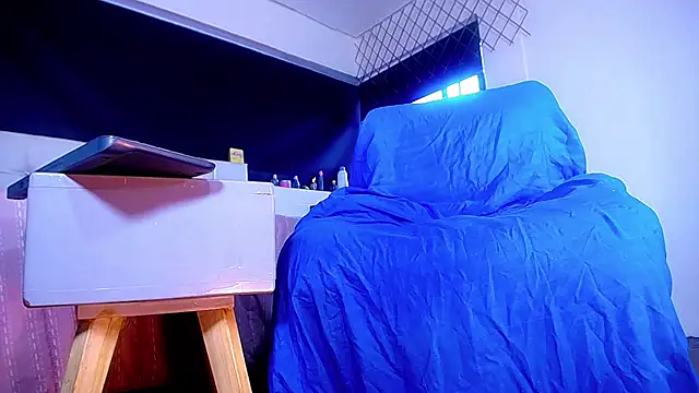 bellatrixx 69 online show from October 24, 11:39 am