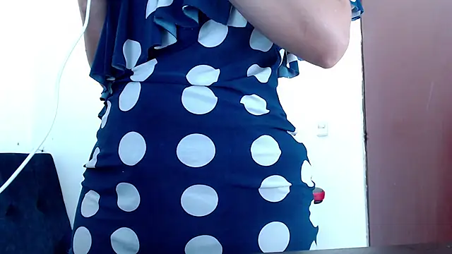 Snapshot of kaira_sweet_ chatting on February 15, 6:12 am kaira sweet online show from February 15, 6:12 am