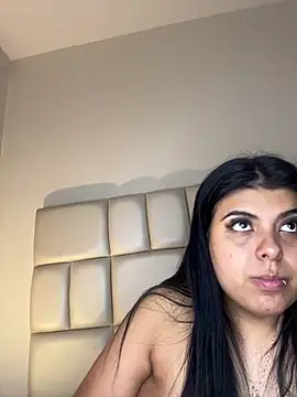 Snapshot of samantaramoos chatting on February 2, 3:38 am samantaramoos online show from February 2, 3:38 am