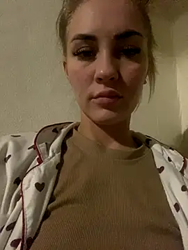 DreamGirl-777 online show from November 9, 8:29 pm