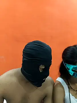 sexycouplemh09 online show from March 8, 5:22 am