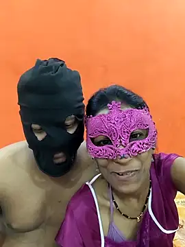 sexycouplemh09 online show from March 16, 4:55 pm