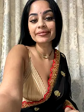  adelle online show from November 22, 12:15 pm