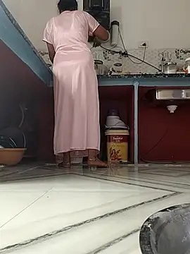 Snapshot of Archna-ji chatting on September 10, 3:28 am Archna-ji online show from September 10, 3:28 am