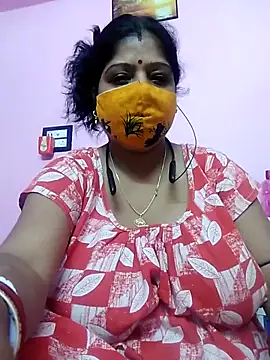 Snapshot of Kayra_34 chatting on February 13, 10:55 am Kayra 34 online show from February 13, 10:55 am