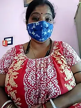 Snapshot of Kayra_34 chatting on March 1, 5:52 am Kayra 34 online show from March 1, 5:52 am