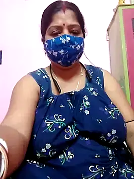 Snapshot of Kayra_34 chatting on March 1, 4:11 pm Kayra 34 online show from March 1, 4:11 pm