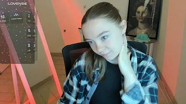 Florence meow online show from April 3, 6:11 am