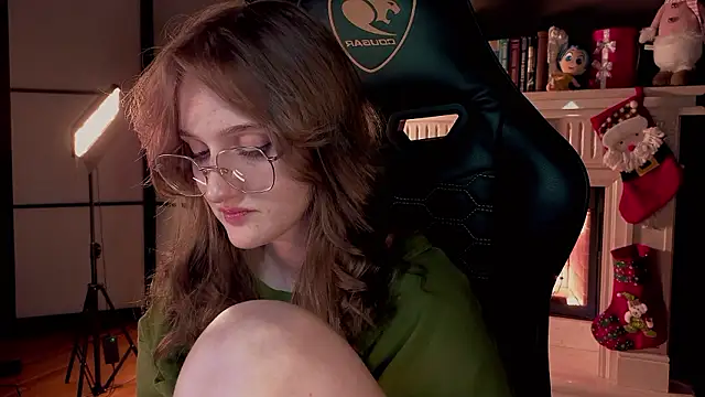Snapshot of ELLIEJAY chatting on December 2, 3:58 am ELLIEJAY online show from December 2, 3:58 am