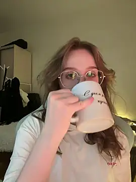 Snapshot of ELLIEJAY chatting on January 12, 2:35 am ELLIEJAY online show from January 12, 2:35 am