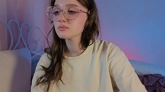 Snapshot of ELLIEJAY chatting on March 23, 2:37 am ELLIEJAY online show from March 23, 2:37 am