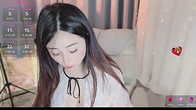 Liiniie-Lovers online show from February 23, 11:36 pm