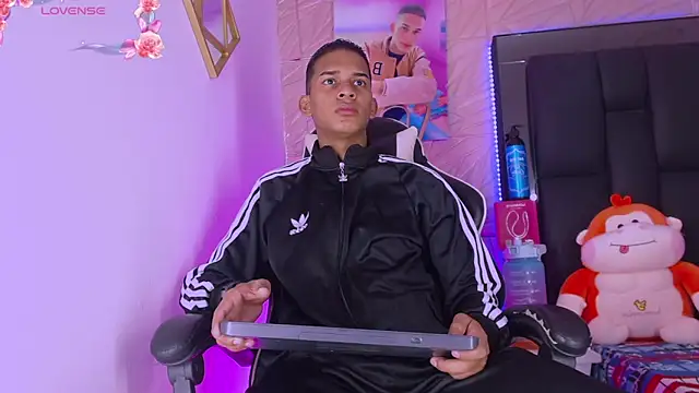 dilan alfonzo online show from March 13, 4:08 am