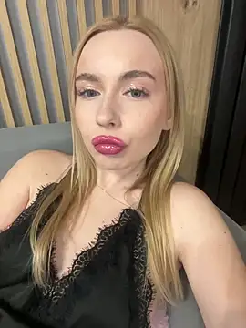 Nicole blonde0 online show from February 9, 7:41 pm