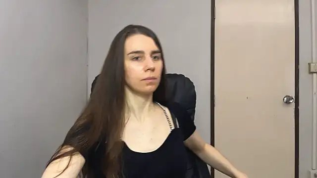 SassyJessi online show from October 28, 4:05 am