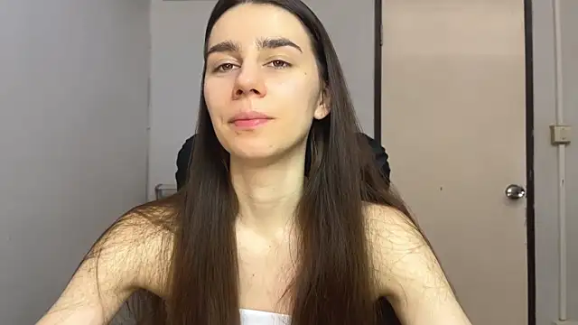 Snapshot of SassyJessi chatting on January 13, 4:07 am SassyJessi online show from January 13, 4:07 am