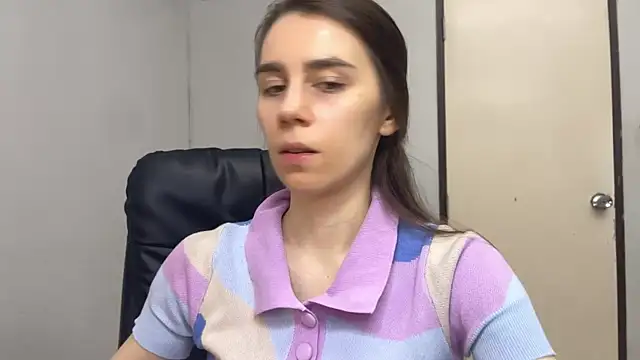 Snapshot of SassyJessi chatting on January 17, 4:06 am SassyJessi online show from January 17, 4:06 am