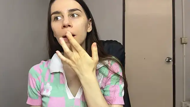 Snapshot of SassyJessi chatting on January 18, 4:16 am SassyJessi online show from January 18, 4:16 am