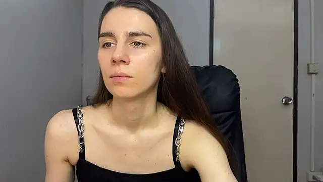 Snapshot of SassyJessi chatting on February 15, 4:09 am SassyJessi online show from February 15, 4:09 am