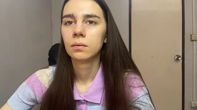 Snapshot of SassyJessi chatting on March 2, 4:14 am SassyJessi online show from March 2, 4:14 am