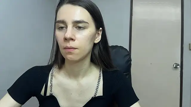 Snapshot of SassyJessi chatting on April 2, 4:10 am SassyJessi online show from April 2, 4:10 am