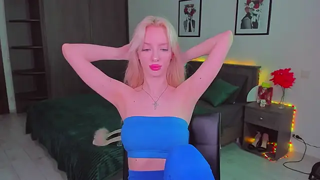 AleksaBlonde online show from March 3, 2:37 pm