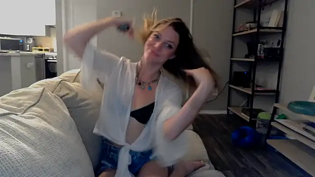 molly witha chance online show from March 8, 1:06 am