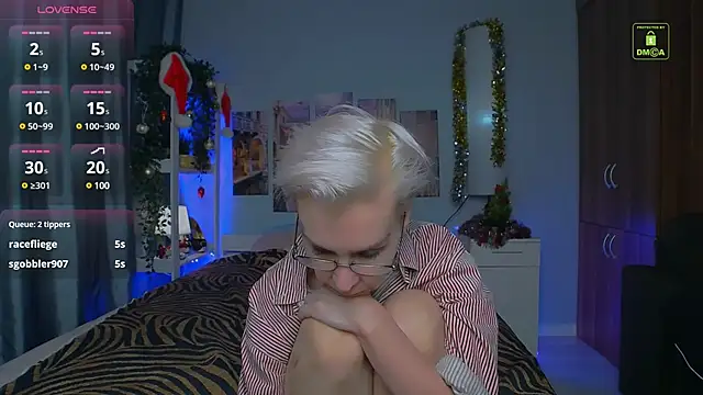 HelgaHimmell online show from December 28, 12:47 am