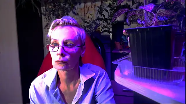Snapshot of HelgaHimmell chatting on August 7, 8:00 pm HelgaHimmell online show from August 7, 8:00 pm