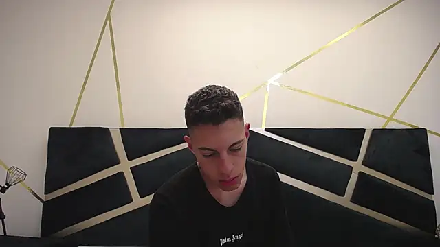 thiago19s online show from February 8, 6:33 pm