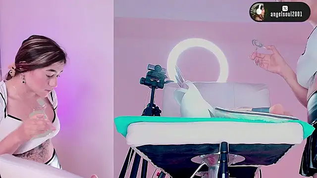 Angelst   online show from March 13, 8:21 am