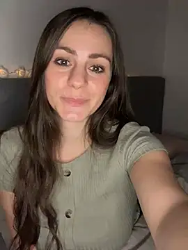 Loella-Rose online show from January 2, 1:27 am