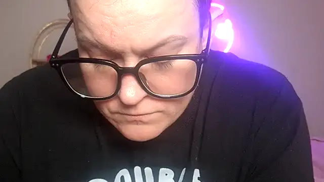 Snapshot of quinnmariexo chatting on February 10, 7:51 pm quinnmariexo online show from February 10, 7:51 pm