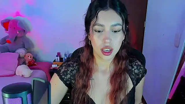 Snapshot of youpinkgirl_ chatting on January 18, 2:58 am youpinkgirl  online show from January 18, 2:58 am