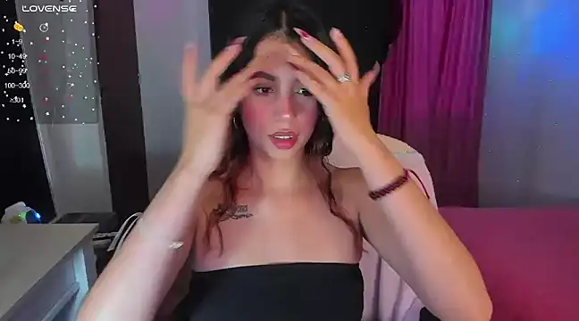 Snapshot of youpinkgirl_ chatting on February 28, 11:01 pm youpinkgirl  online show from February 28, 11:01 pm