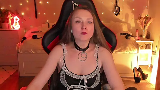 Snapshot of desperatehousewife__ chatting on March 3, 3:19 am desperatehousewife   online show from March 3, 3:19 am