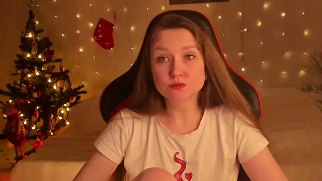 desperatehousewife   online show from January 5, 5:27 pm