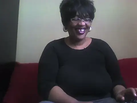 SexxyBoob online show from November 21, 7:07 am