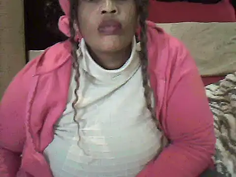 Snapshot of SexxyBoob chatting on June 12, 8:02 am SexxyBoob online show from June 12, 8:02 am
