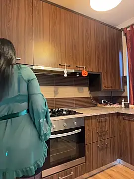 Hotmomcheckk  online show from November 23, 12:05 pm