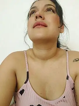 Sophie-hatter online show from February 16, 4:53 pm