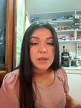 Sophie-hatter online show from July 27, 1:18 pm