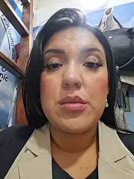 Sophie-hatter online show from August 4, 2:30 pm