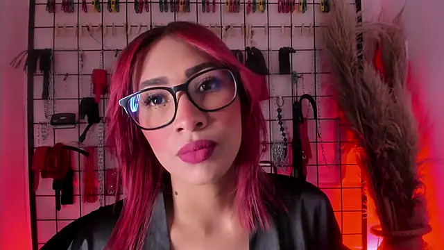 charrlotte quinn online show from September 18, 9:17 pm