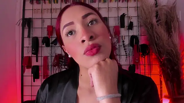 charrlotte quinn online show from October 12, 8:52 pm