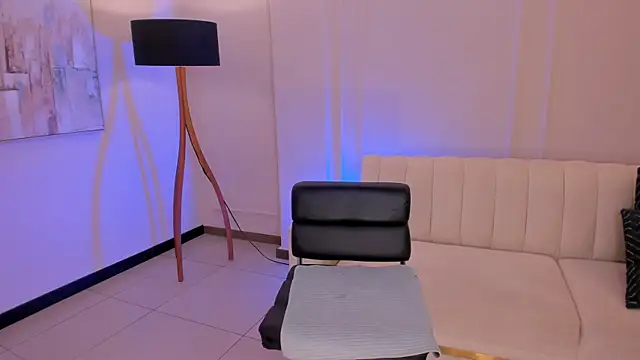 MollySundersX online show from March 10, 11:06 pm